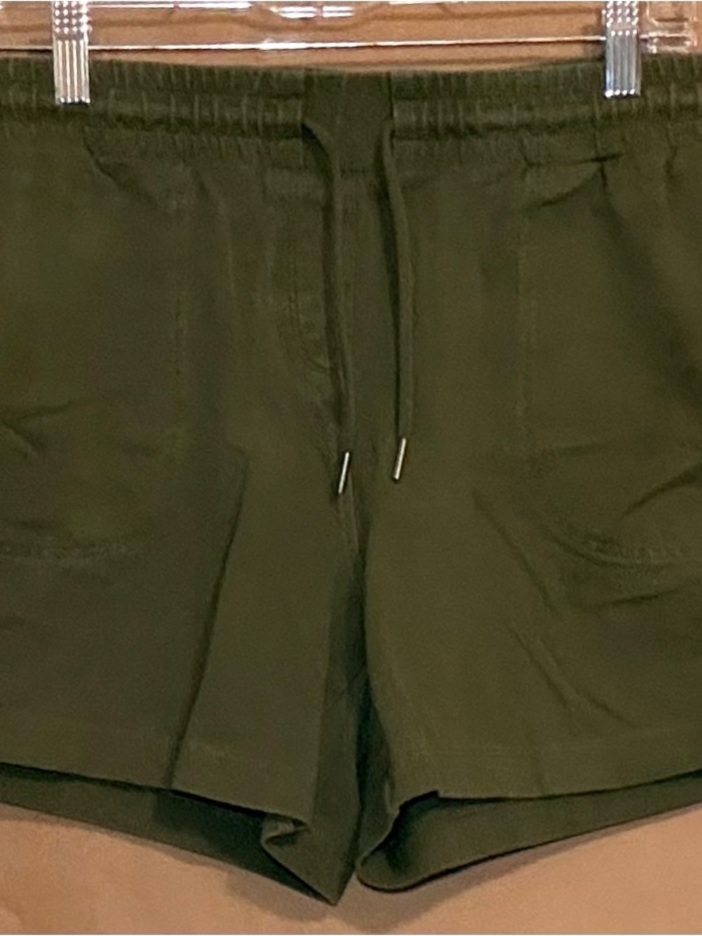 Athletic Works Women's Medium (8-10) Olive Green Drawstring Zipper Pocket Shorts